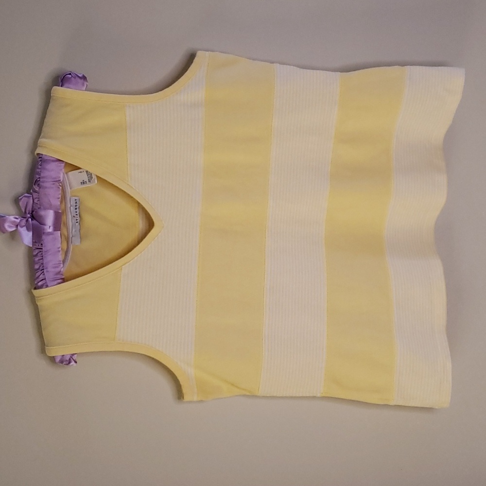 St Aumont yellow and white pique knit, sleeveless golf shirt
